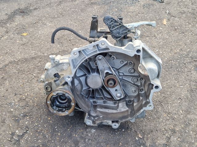 bontott VW POLO V Váltó (Mechanikus)