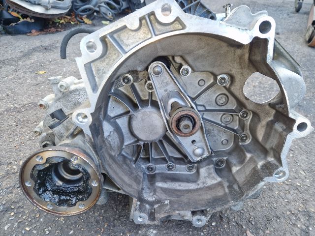 bontott VW POLO V Váltó (Mechanikus)