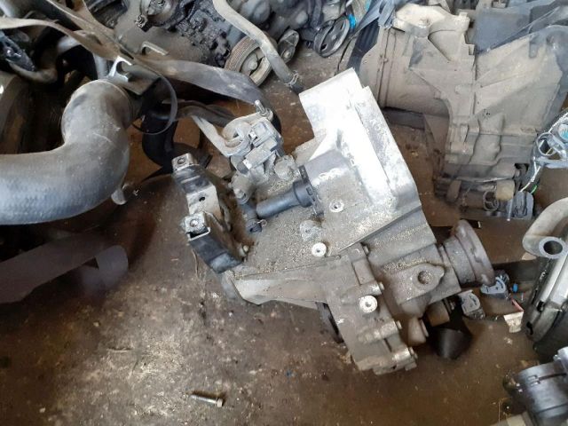 bontott VW POLO V Váltó (Mechanikus)