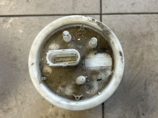 bontott VW POLO V Üzemanyag Szivattyú