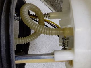 bontott VW POLO V Üzemanyag Szivattyú