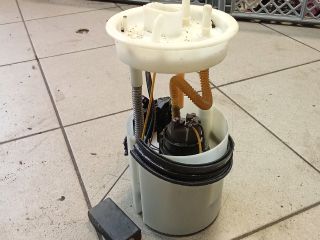 bontott VW POLO V Üzemanyag Szivattyú