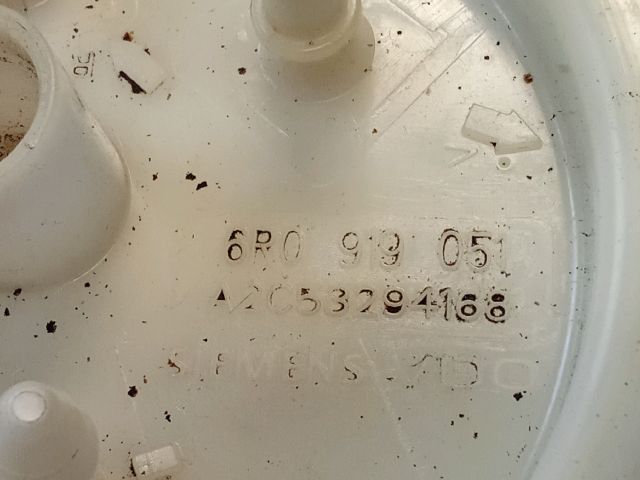 bontott VW POLO V Üzemanyag Szivattyú