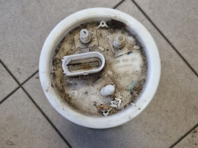 bontott VW POLO V Üzemanyag Szivattyú