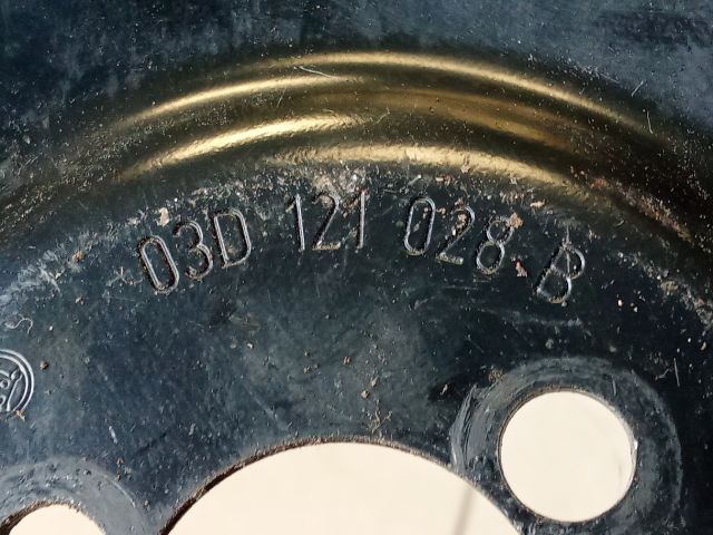 bontott VW POLO V Vízpumpa Szíjtárcsa