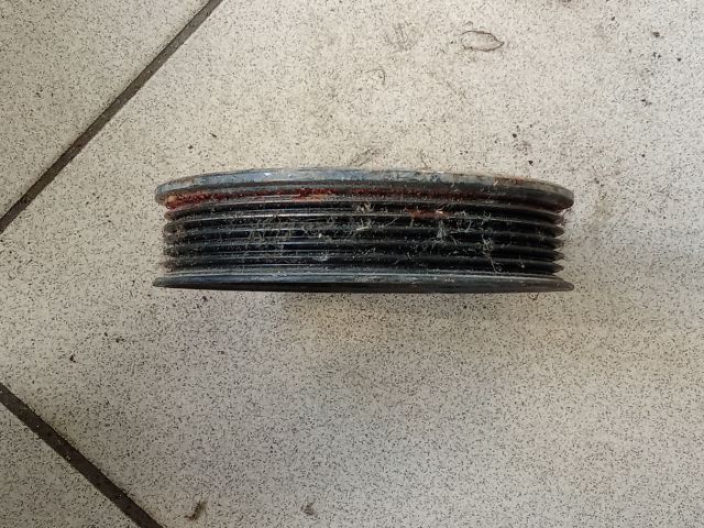 bontott VW POLO V Vízpumpa Szíjtárcsa