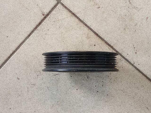 bontott VW POLO V Vízpumpa Szíjtárcsa