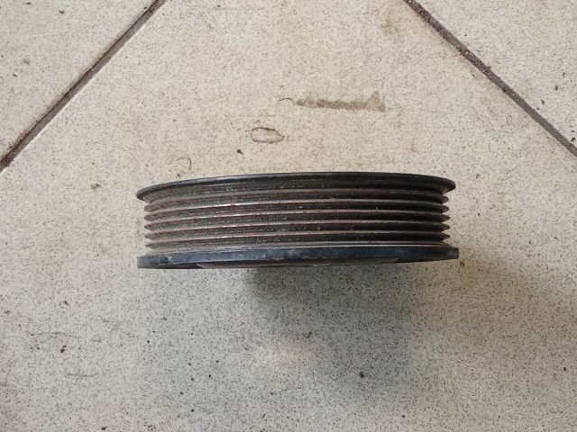 bontott VW POLO V Vízpumpa Szíjtárcsa