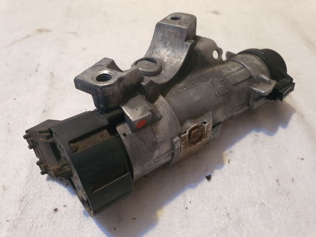 bontott VW POLO V Gyújtáskapcsoló Házzal