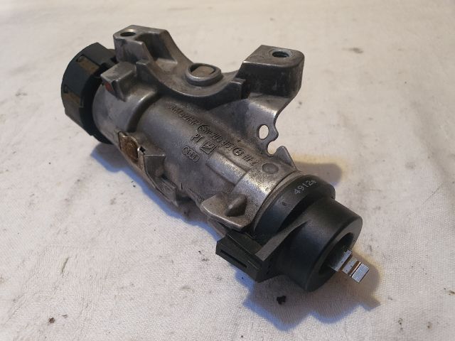 bontott VW POLO V Gyújtáskapcsoló Házzal