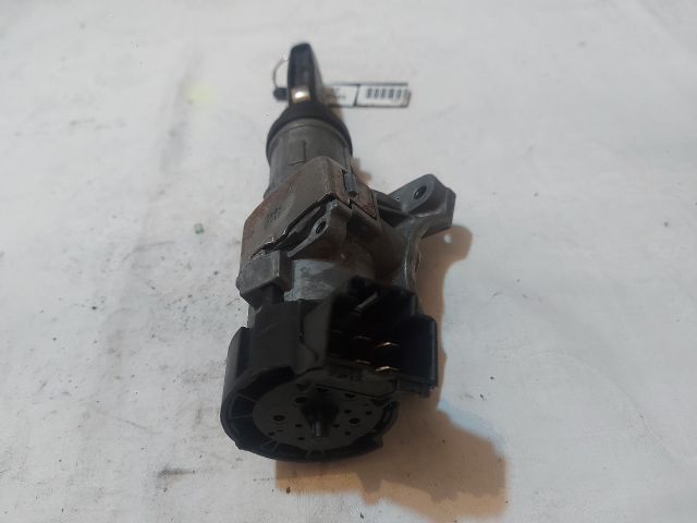 bontott VW POLO V Gyújtáskapcsoló Házzal