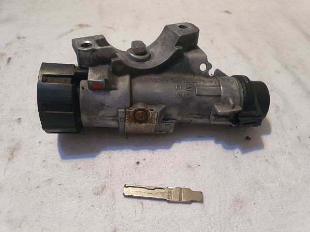 bontott VW POLO V Gyújtáskapcsoló Házzal