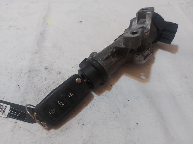 bontott VW POLO V Gyújtáskapcsoló Házzal