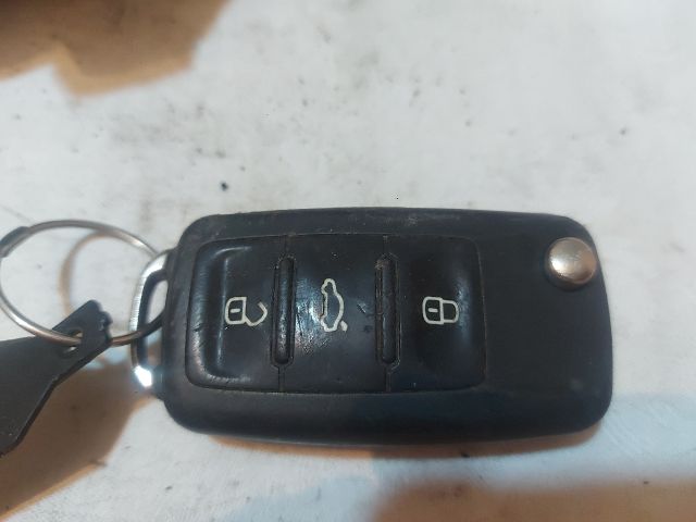 bontott VW POLO V Gyújtáskapcsoló Házzal