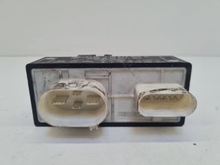 bontott VW POLO V Hűtőventilátor Relé