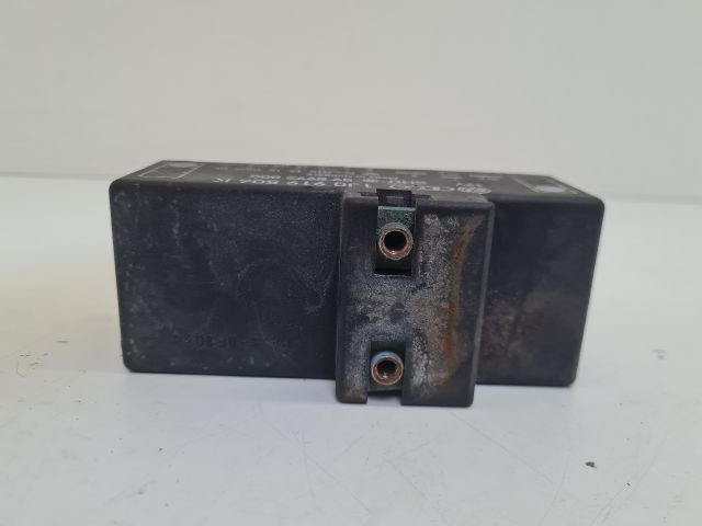 bontott VW POLO V Hűtőventilátor Relé