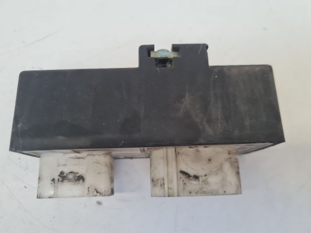bontott VW POLO V Hűtőventilátor Relé