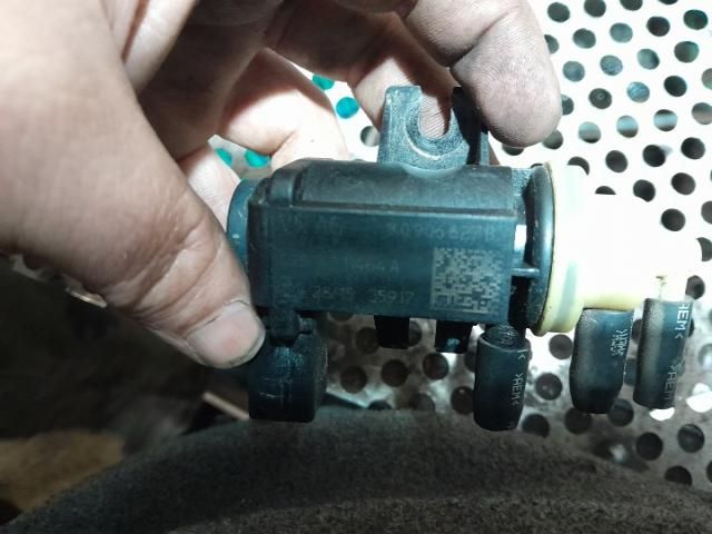 bontott VW POLO V Lefújószelep