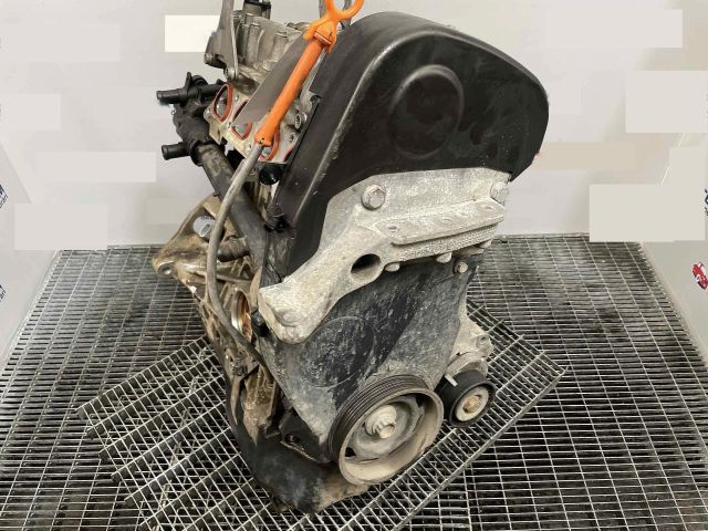 bontott VW POLO V Motor (Fűzött blokk hengerfejjel)