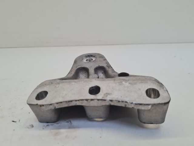 bontott VW POLO V Motor Tartó Bak (Fém)