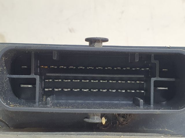 bontott VW POLO V ABS Kocka