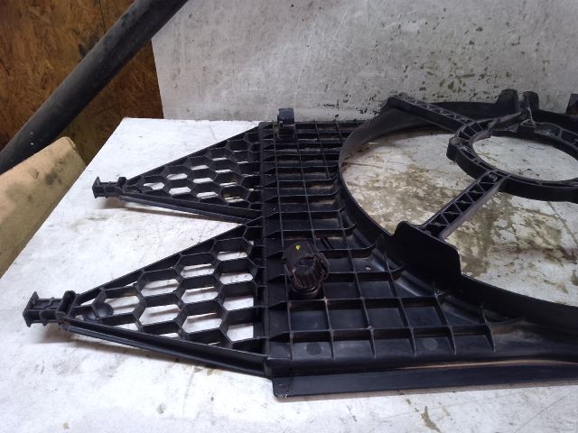 bontott VW POLO V Hűtőventilátor Keret