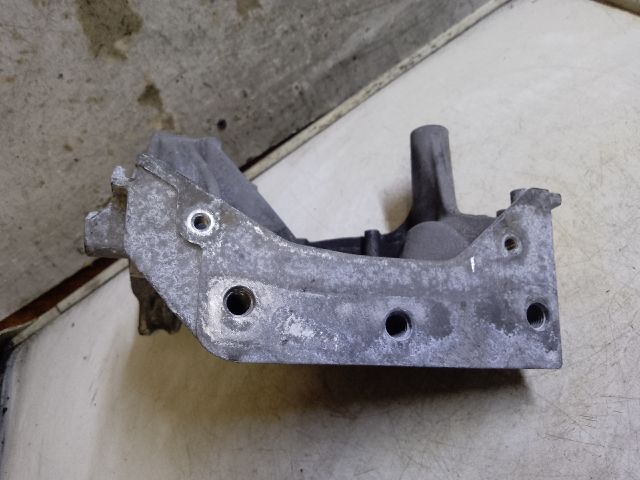 bontott VW POLO V Motor Tartó Bak (Fém)