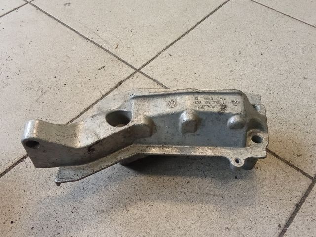 bontott VW POLO V Motor Tartó Bak (Pozíciófüggetlen)