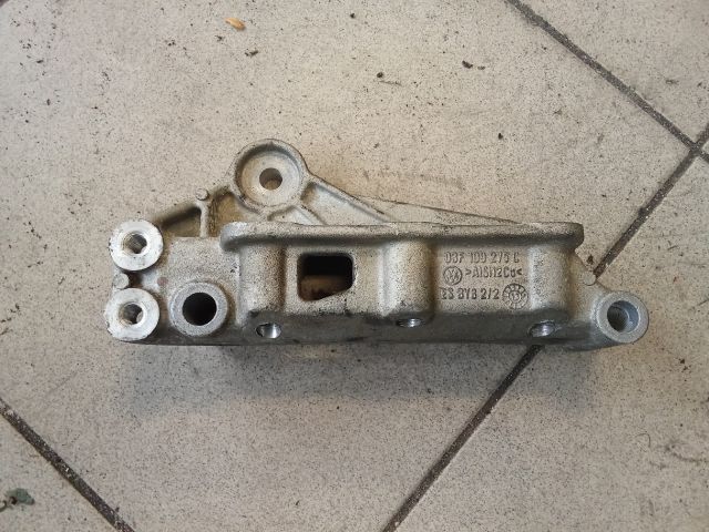 bontott VW POLO V Motor Tartó Bak (Pozíciófüggetlen)