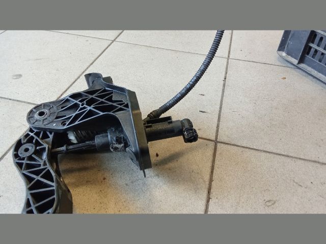 bontott VW POLO V Kuplung Pedál