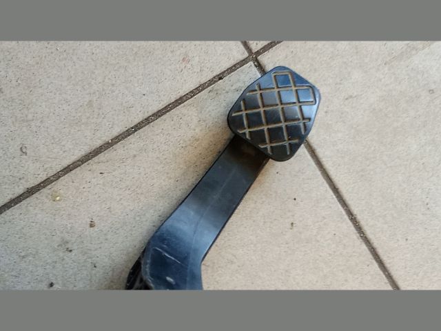 bontott VW POLO V Kuplung Pedál