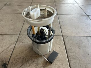 bontott VW POLO V Üzemanyag Szivattyú