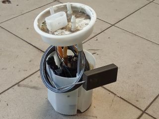 bontott VW POLO V Üzemanyag Szivattyú