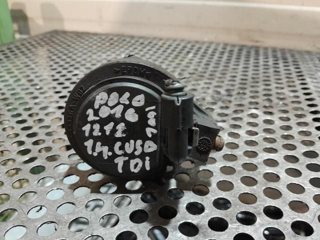 bontott VW POLO V Vízpumpa