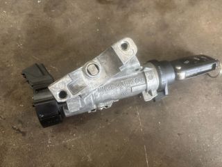 bontott VW POLO V Gyújtáskapcsoló Házzal