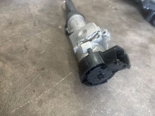 bontott VW POLO V Gyújtáskapcsoló Házzal