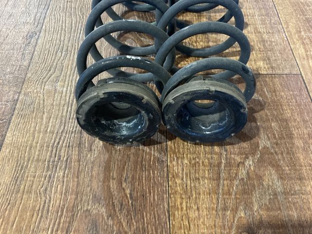 bontott VW POLO V Hátsó Rugó Pár