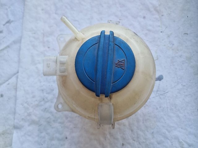 bontott VW POLO V Kiegyenlítő Tartály