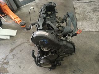 bontott VW POLO V Motor (Fűzött blokk hengerfejjel)