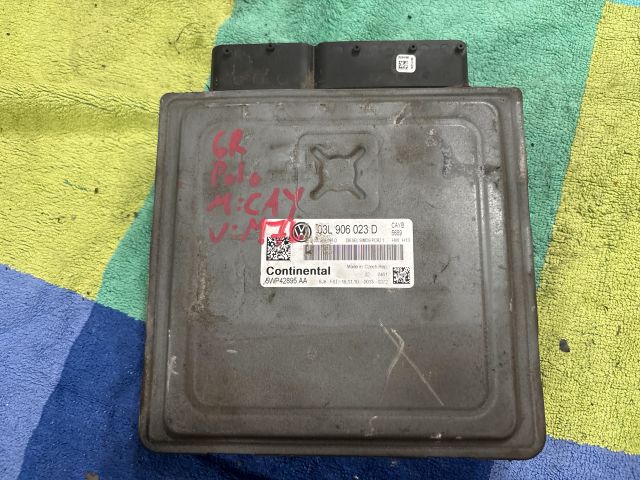 bontott VW POLO V Motorvezérlő