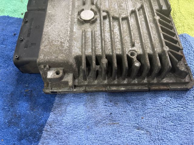 bontott VW POLO V Motorvezérlő