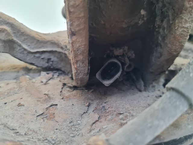 bontott VW POLO V Bal első Csonkállvány Kerékaggyal