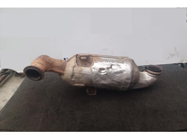 bontott VW POLO V Bal első Csonkállvány