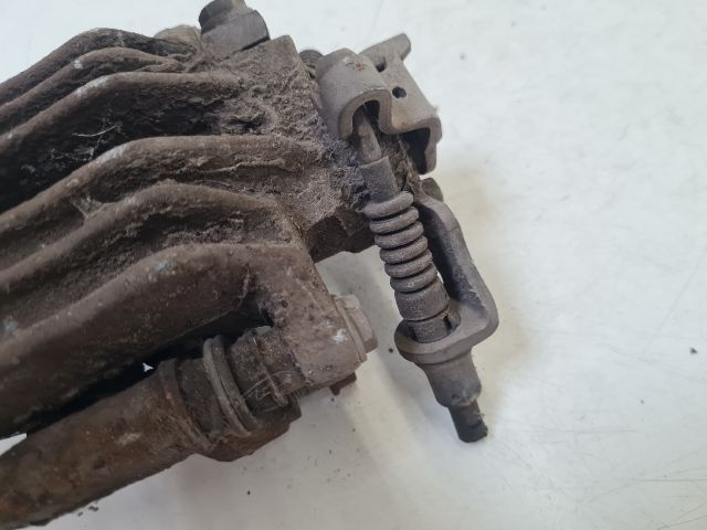 bontott VW POLO V Bal hátsó Féknyereg Munkahengerrel