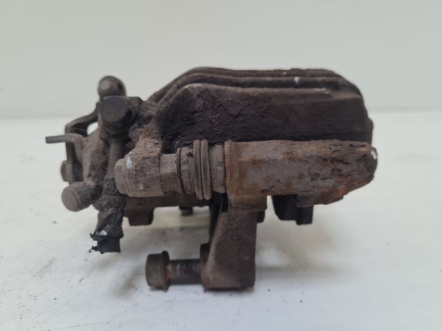 bontott VW POLO V Bal hátsó Féknyereg Munkahengerrel