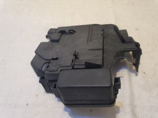 bontott VW POLO V Biztosítéktábla Motortér