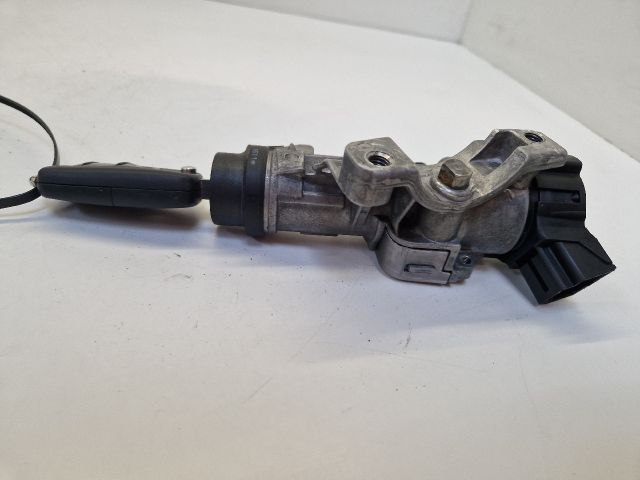 bontott VW POLO V Gyújtáskapcsoló Házzal