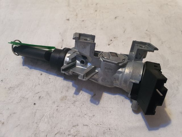 bontott VW POLO V Gyújtáskapcsoló Házzal