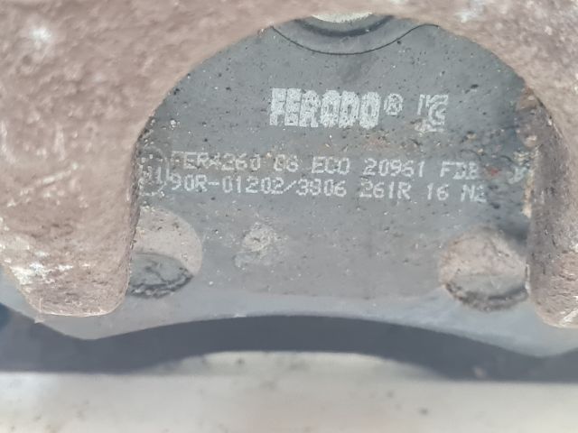 bontott VW POLO V Jobb hátsó Féknyereg Munkahengerrel