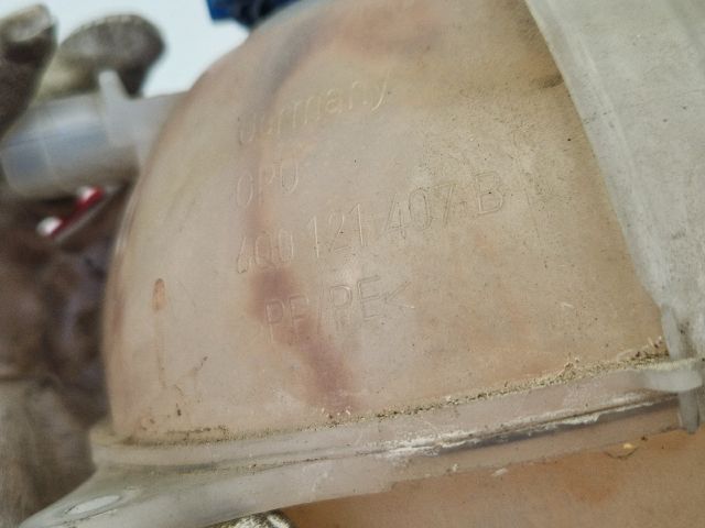 bontott VW POLO V Kiegyenlítő Tartály